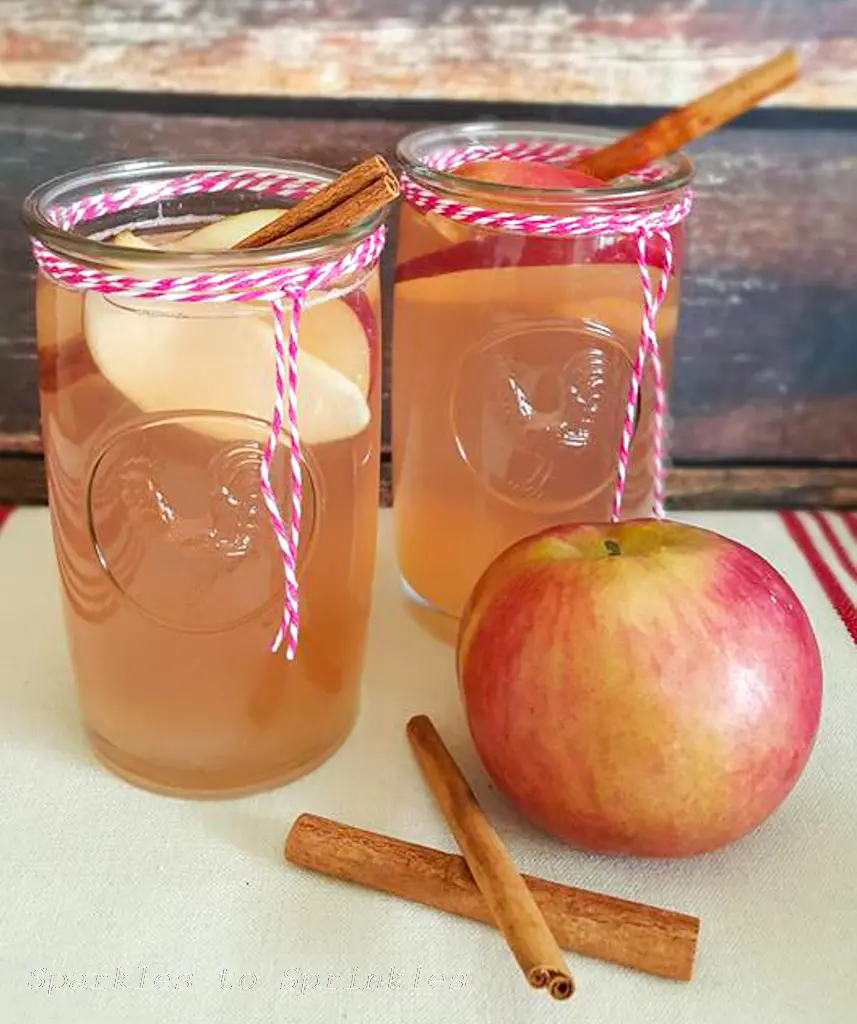 Apple Cinnamon Detox Water Recommended By Dr Oz Sparkles To Sprinkles
