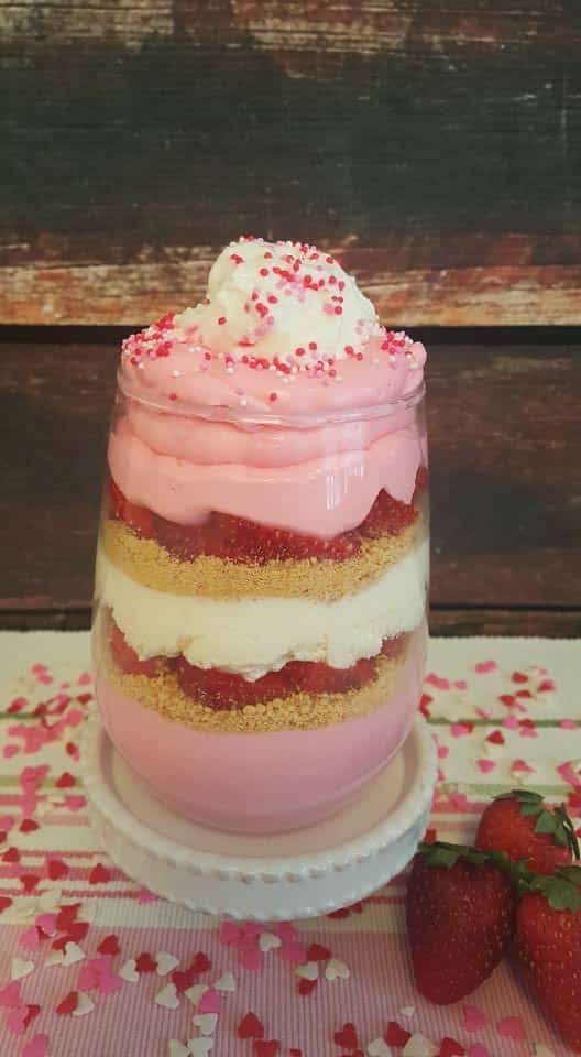 Strawberry No Bake Cheesecake Trifle