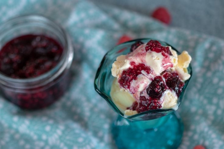Instant Pot Mixed Berry Compote