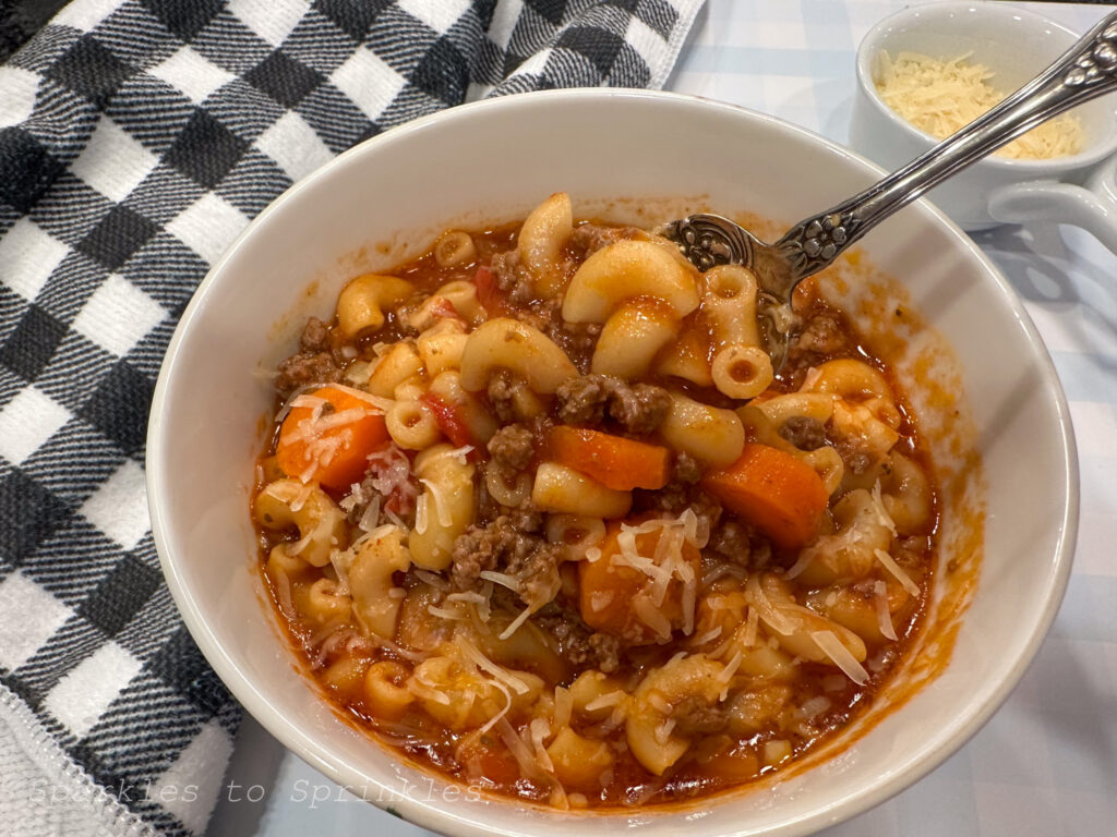 instant pot beef and macaroni soup