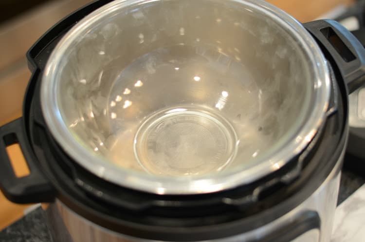 How To Use Your Instant Pot As A Double Boiler - Sparkles to Sprinkles