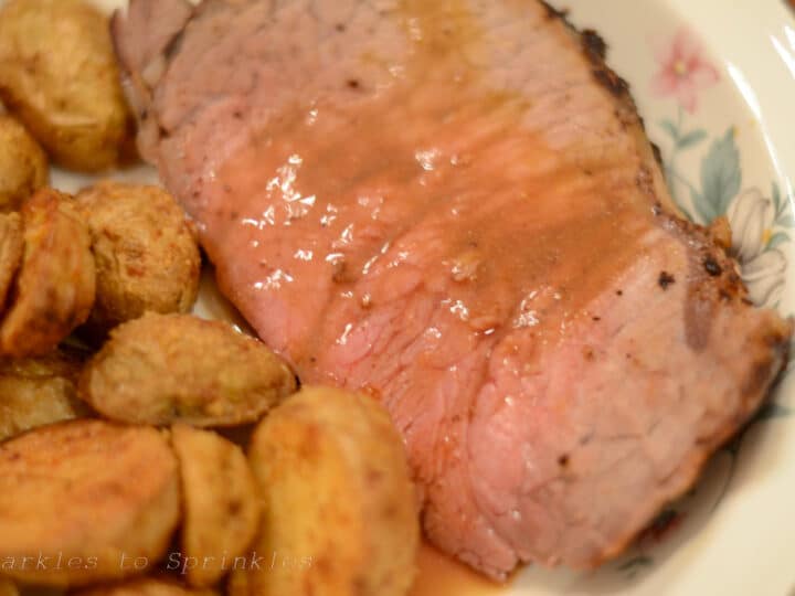 How to Make Canned Biscuits in the Ninja Foodi Sparkles to Sprinkles