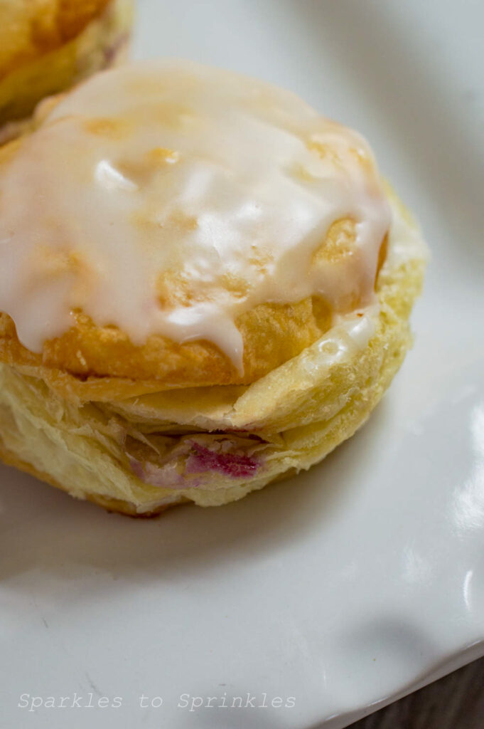 blueberry lemon cronuts