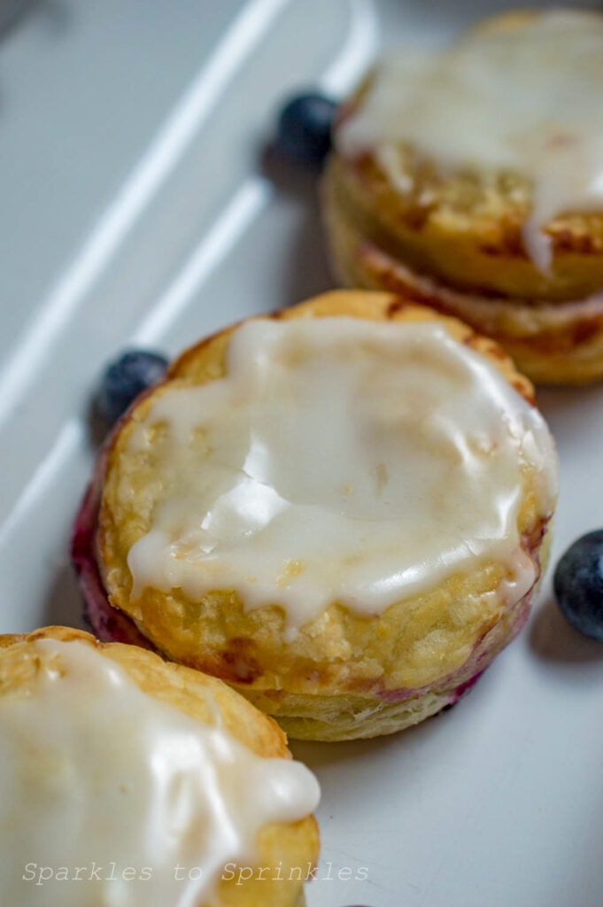 blueberry lemon cronuts