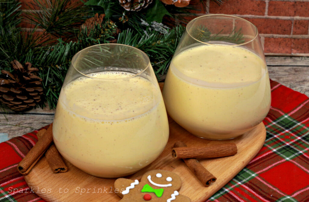 gingerbread eggnog cocktail 1