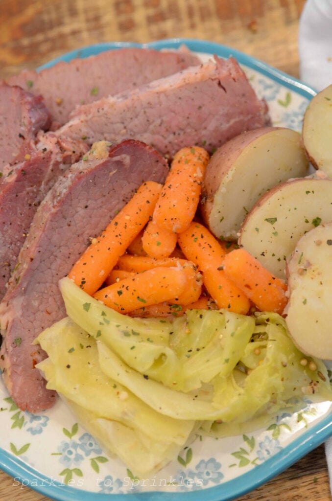 instant pot corned. beef and cabbage