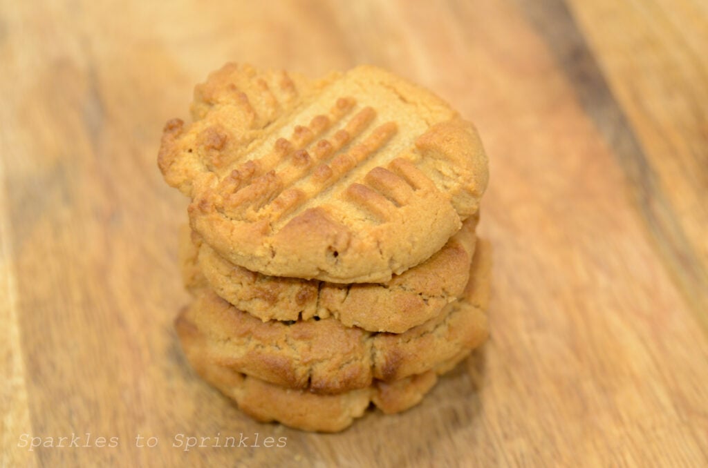 air fryer peanut butter cookies