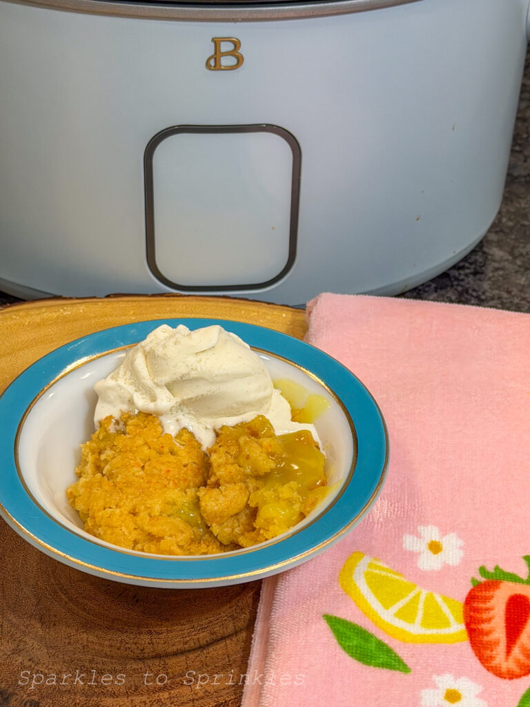 crockpot lemon dump cake