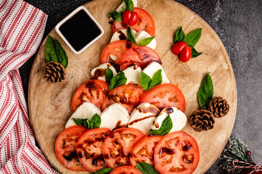caprese-christmas-tree