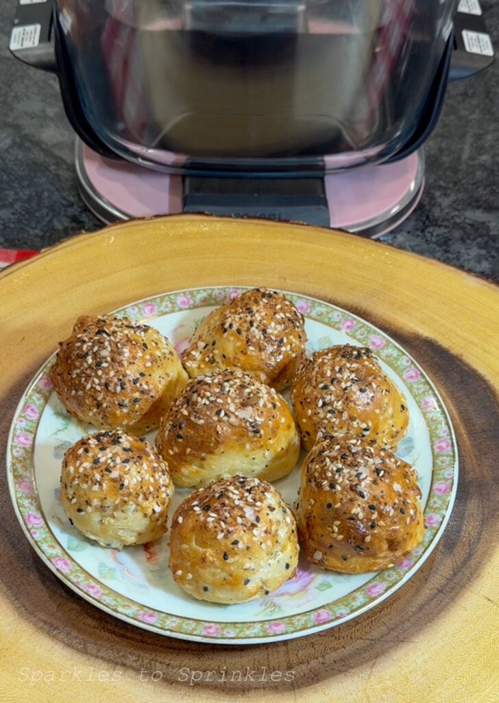 air fryer copycat stuffed bagel minis