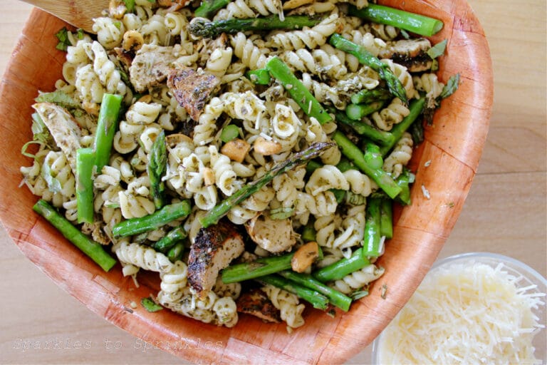 Grilled Chicken And Asparagus Pesto Pasta Sparkles to Sprinkles