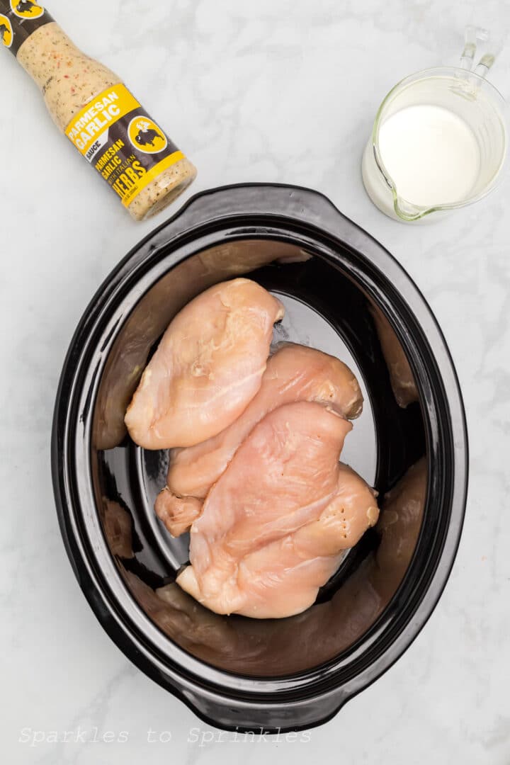 Crockpot Buffalo Wild Wings Garlic Parmesan Chicken Pasta - Sparkles to