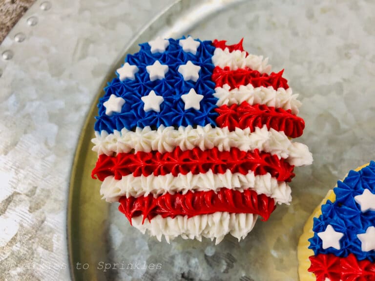 USA flag cupcakes