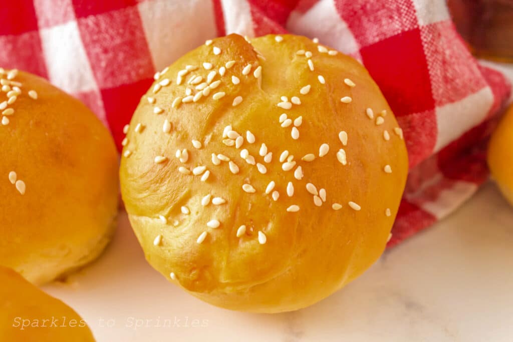Easy Dinner Rolls