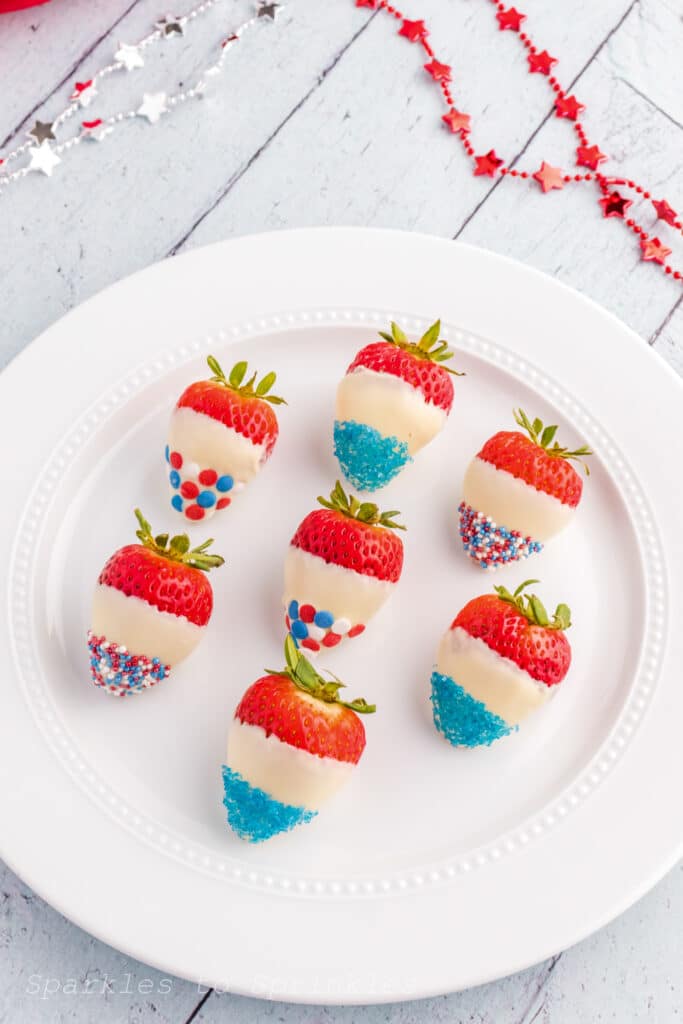red white and blue chocolate covered strawberries