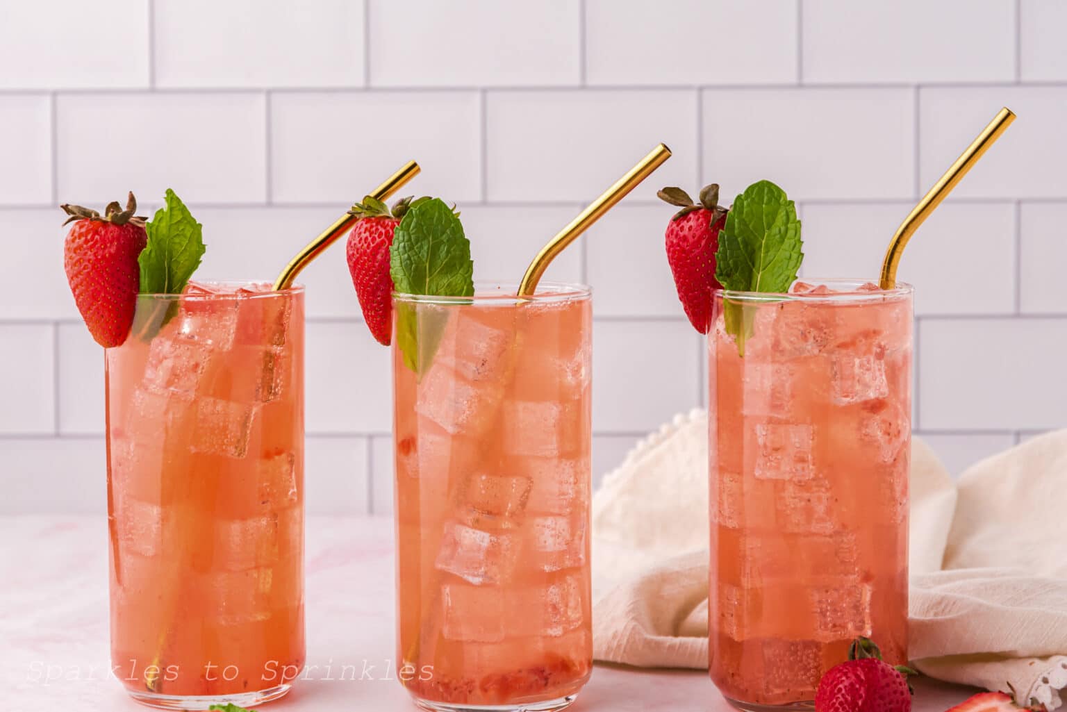 Jam Seltzer Drink Sparkles to Sprinkles