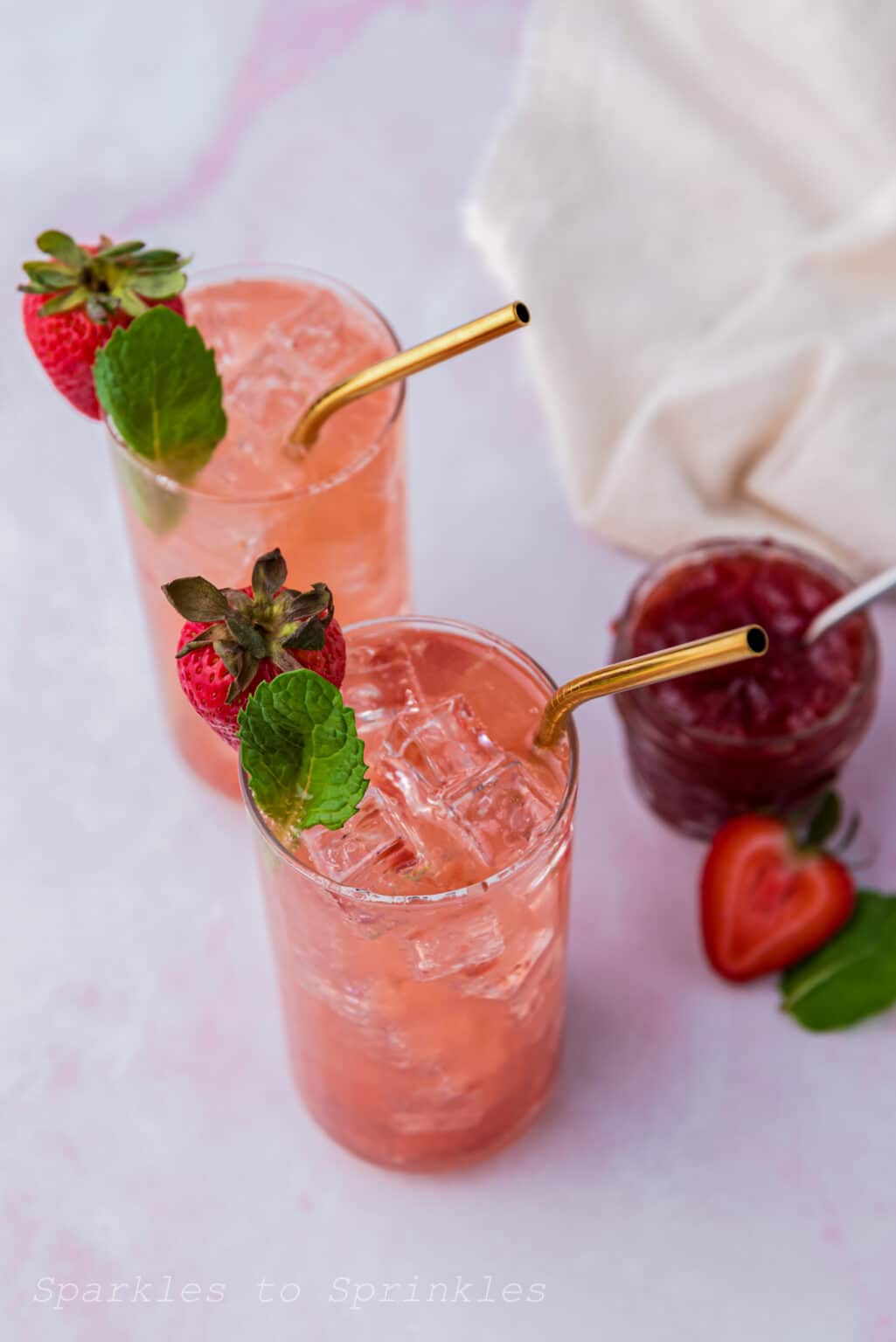 Jam Seltzer Drink Sparkles to Sprinkles