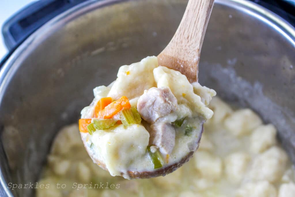instant pot chicken and dumplings
