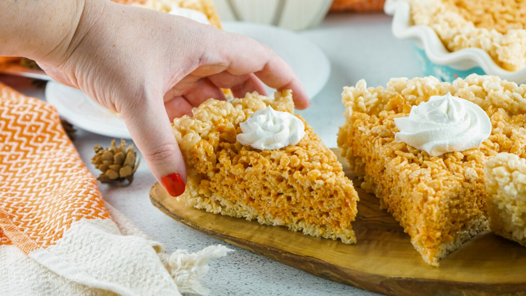 pumpkin pie rice krispie treats