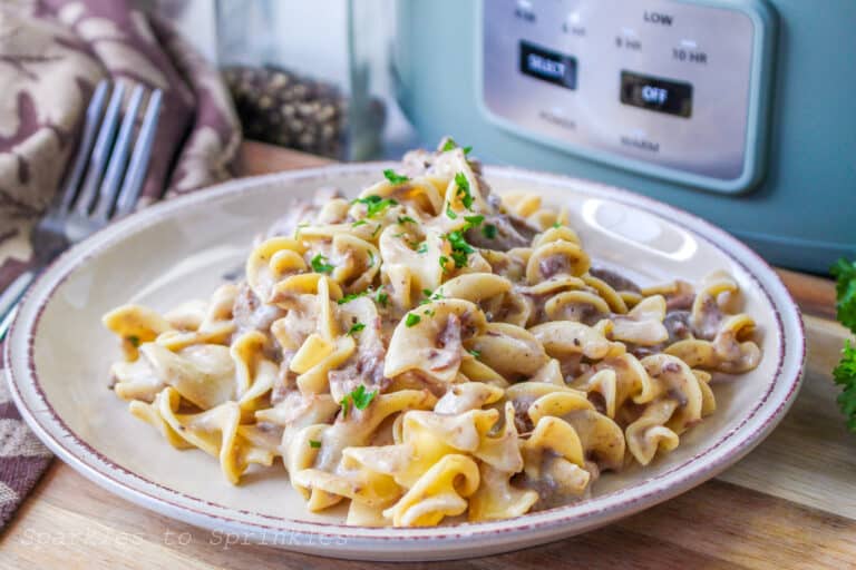 Slow Cooker Beef Stroganoff