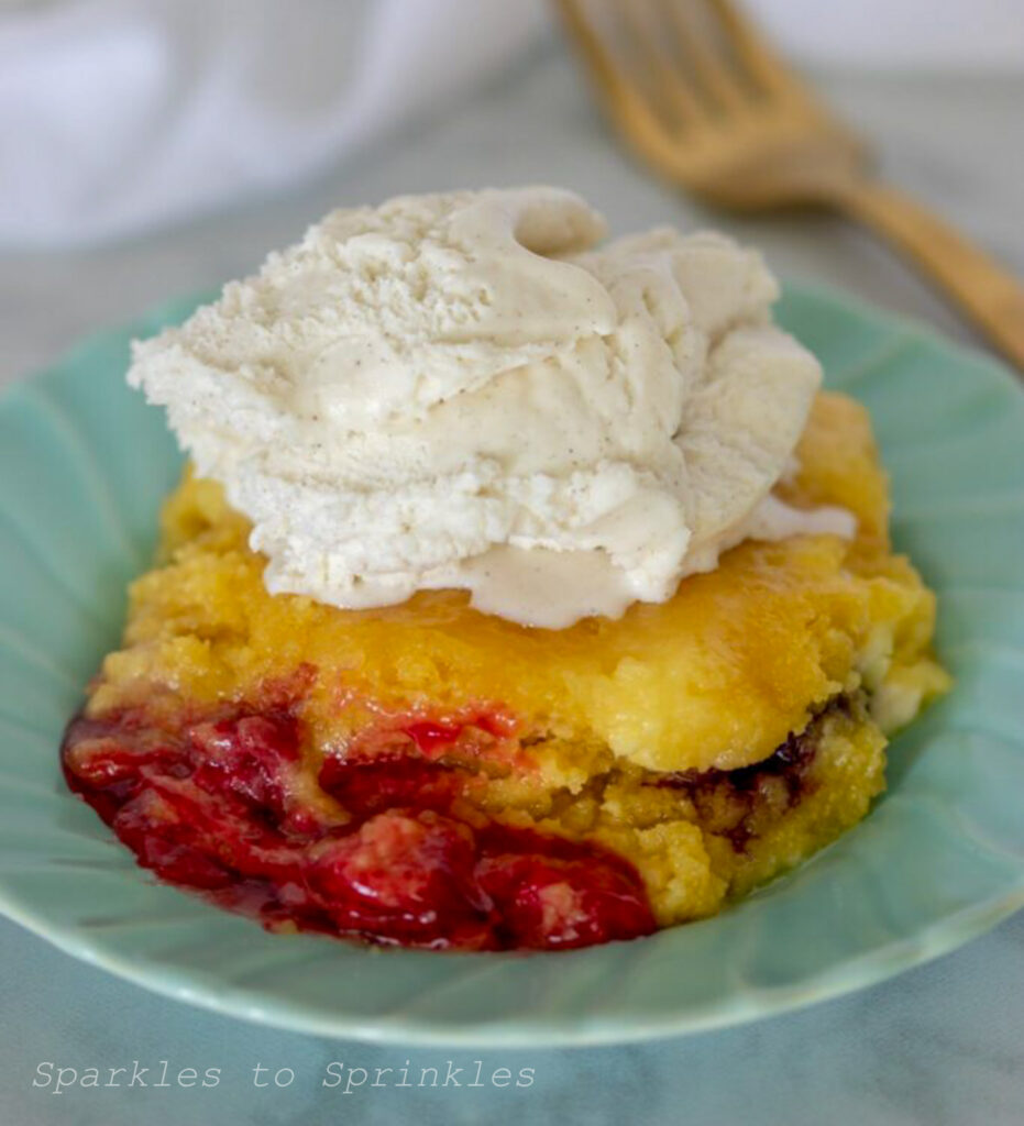 cherry cheesecake dump cake 1