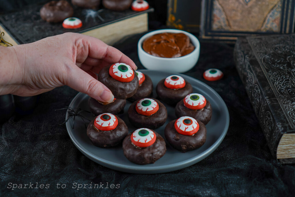 eyeball donuts