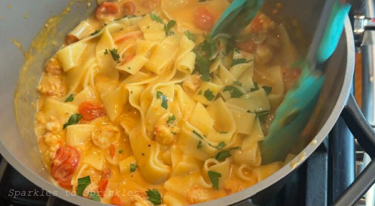 trader joe's lobster pasta 1