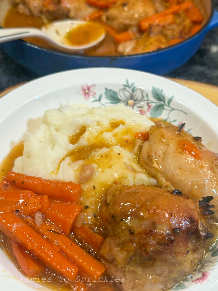 smothered chicken thighs