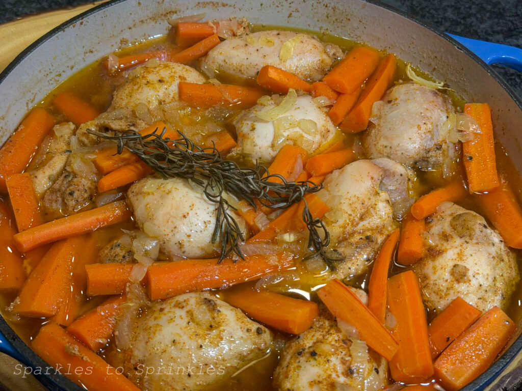 smothered chicken thighs
