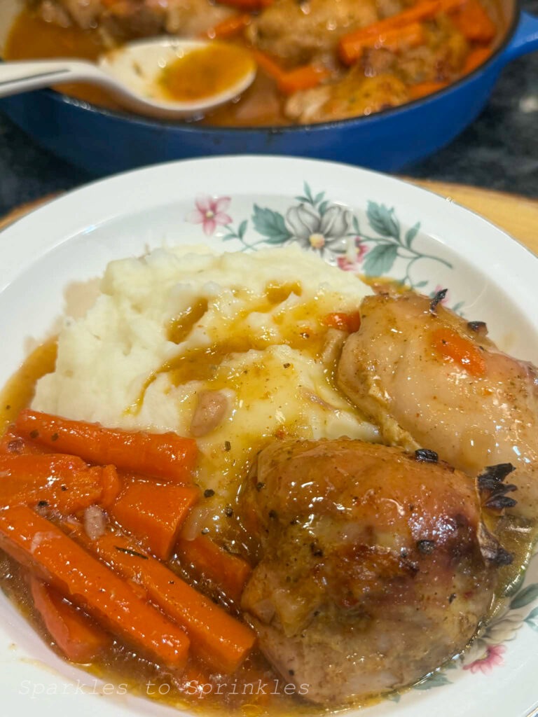 smothered chicken thighs