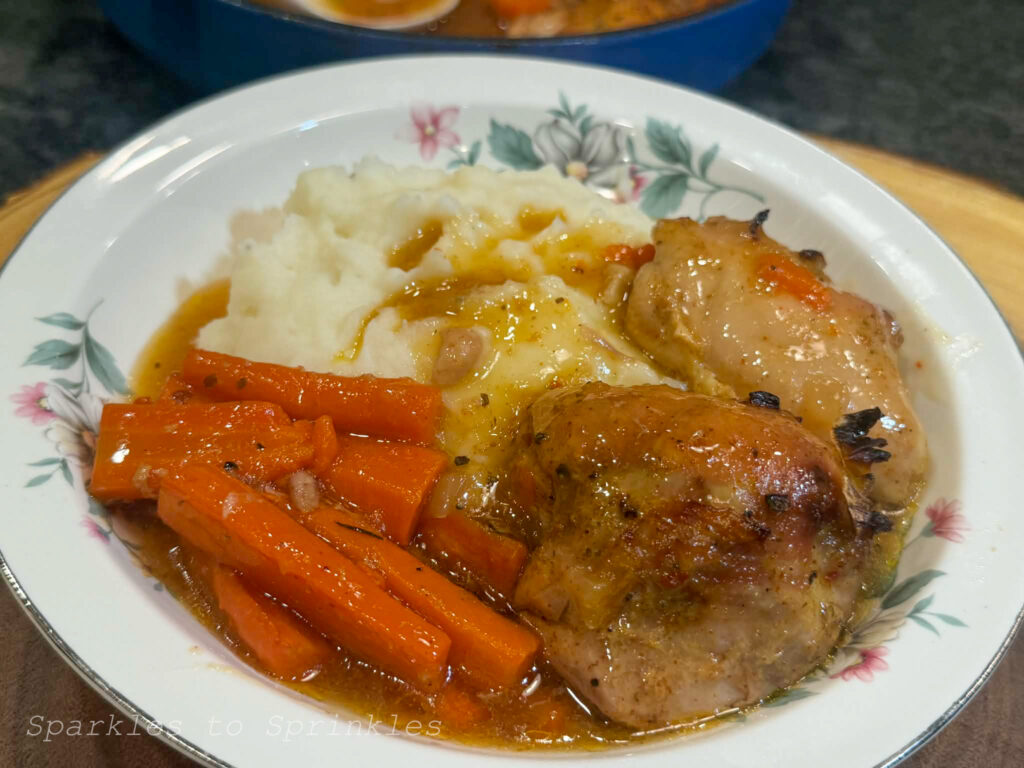 smothered chicken thighs