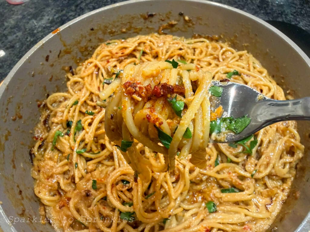 trader joes caramelized onion pasta