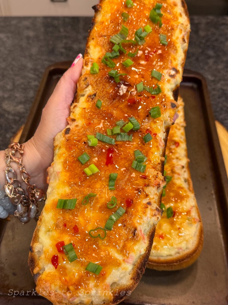 Crab Rangoon Garlic Bread