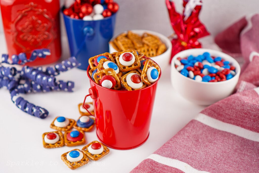 patriotic protzel bites